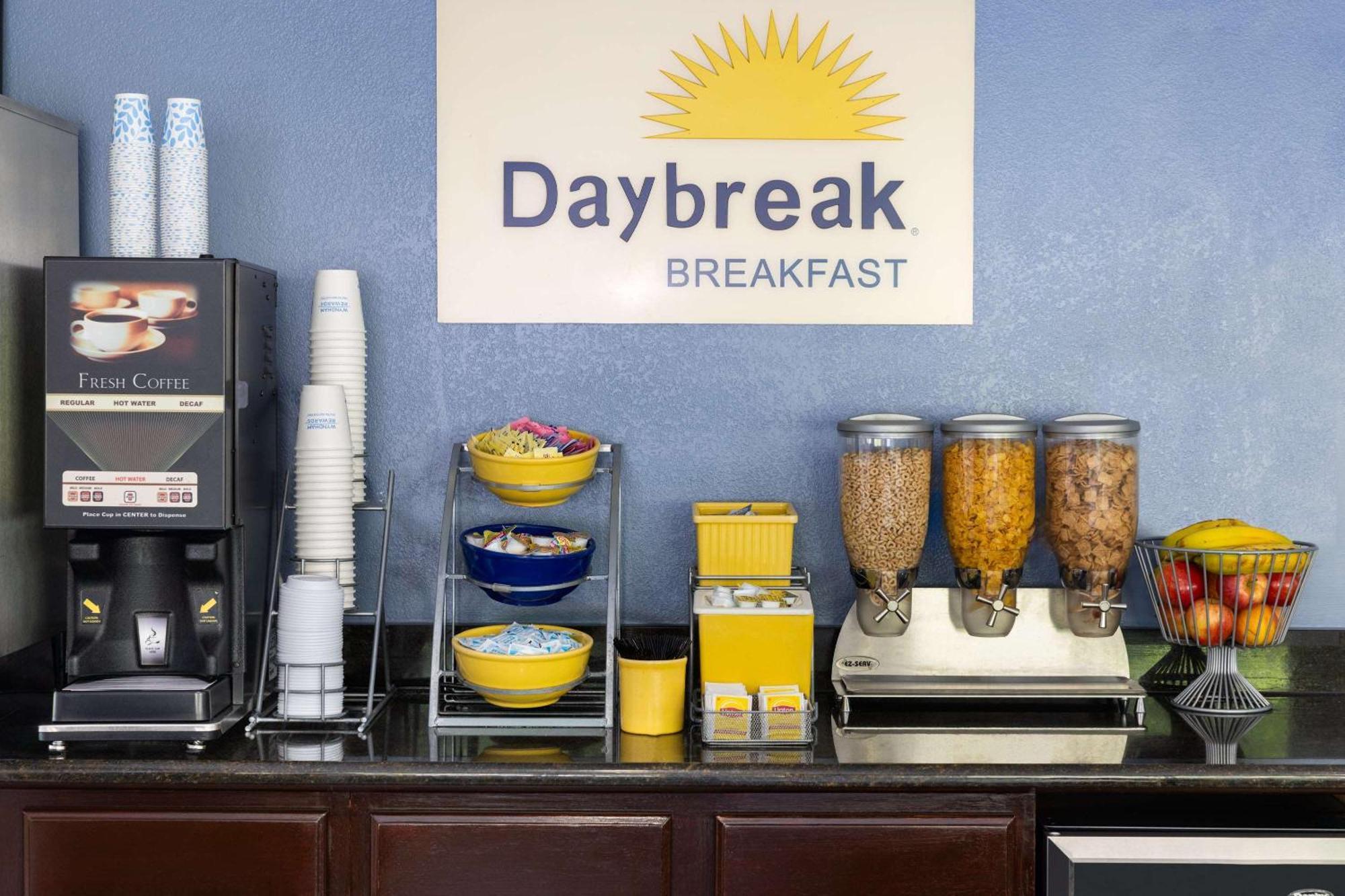Days By Wyndham Hotel